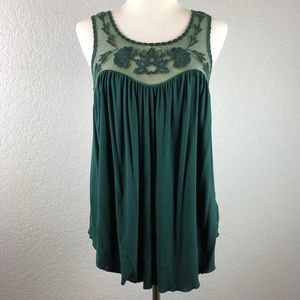 American Eagle 🦅 soft & sexy forest green top